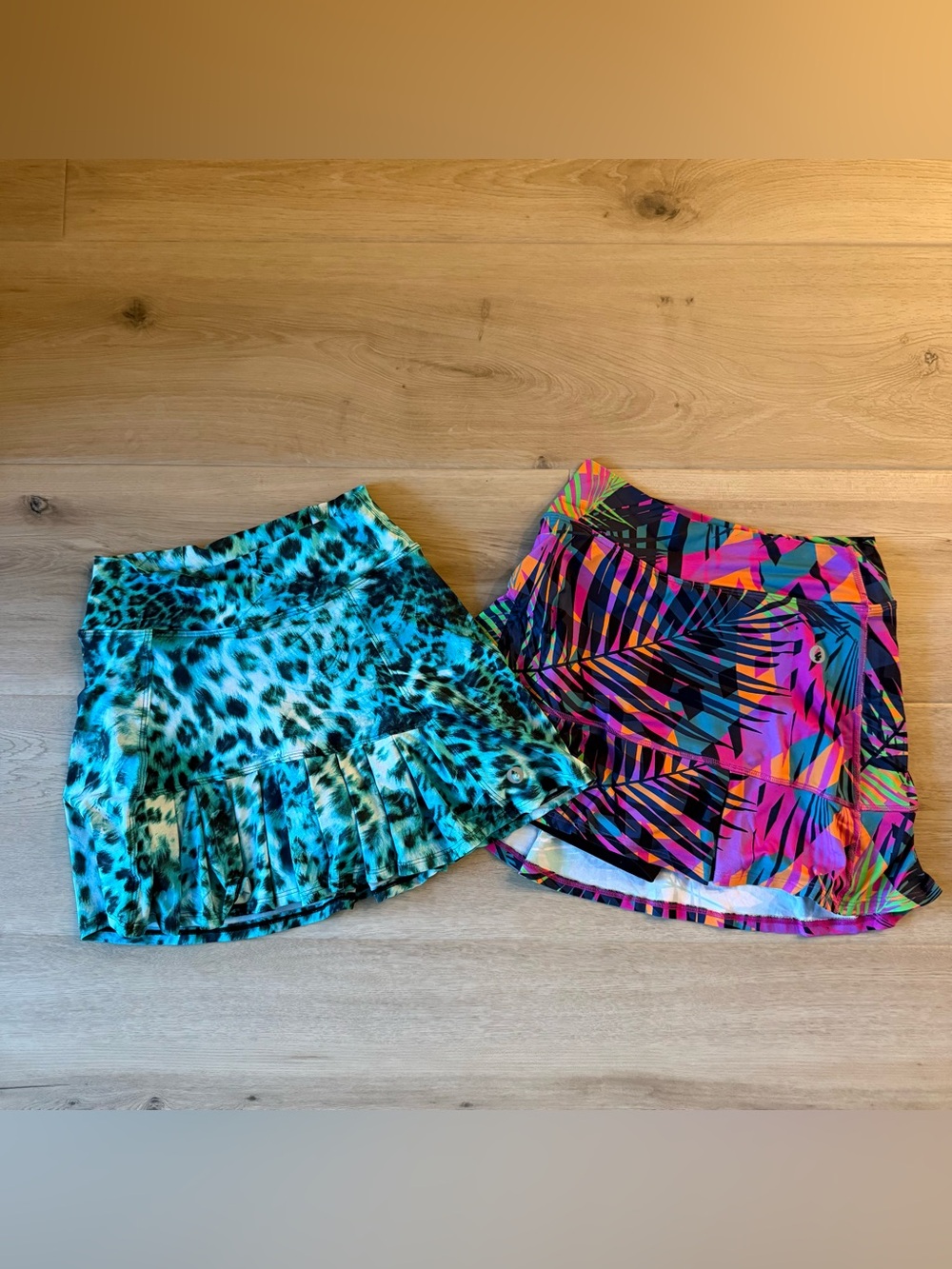 Lot of 2 Dona Jo Skirts size 1